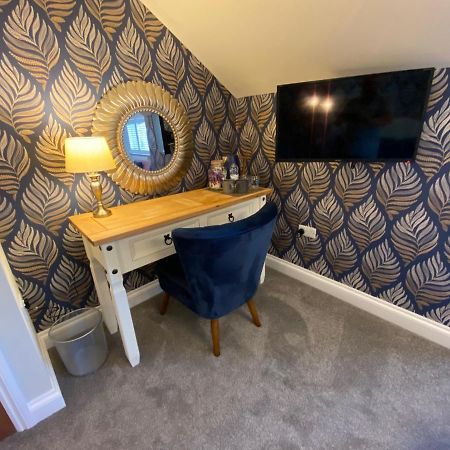 East Llanteg Guest House 암로스 외부 사진
